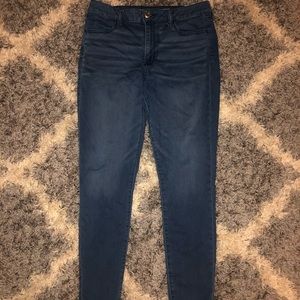 American Eagle High Rise Jegging